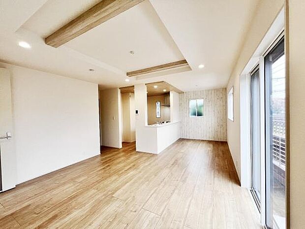 家族団らんの場所としてゆったりと居心地の良いリビングです。