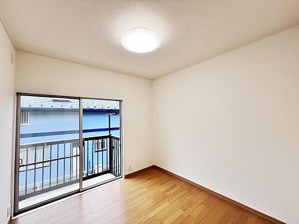 子供部屋にもちょうど良い大きさのお部屋です。