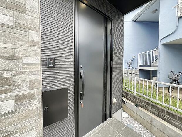 いつも気持ちよくご家族を迎えられる玄関です。