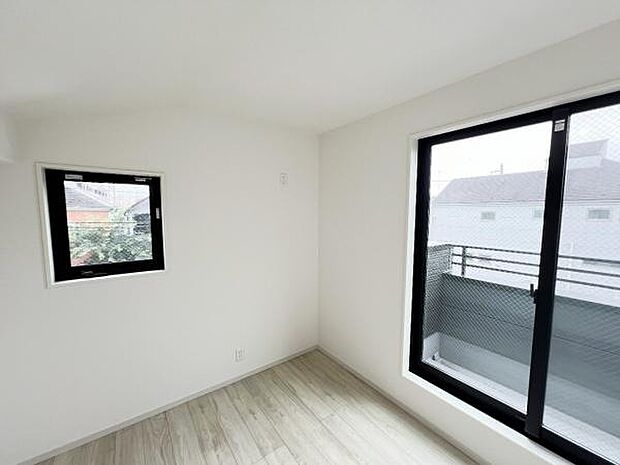 子供部屋にもちょうど良い大きさのお部屋です。