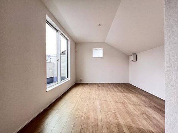 寝室にもご利用いただける居室スペースです。