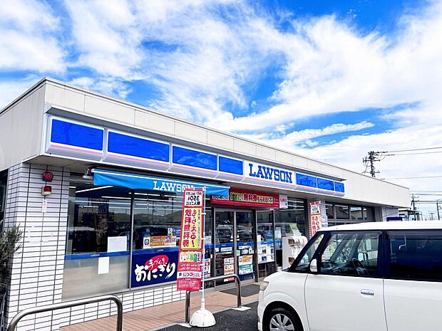 ローソン 八王子大楽寺町店まで約608m(徒歩8分)