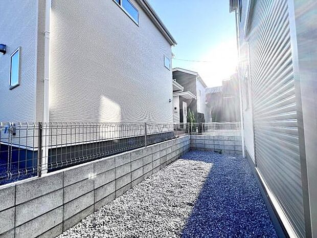 お庭スペースは、ガーデニングやお子様との外遊びなど多彩な用途でお楽しみいただけます。