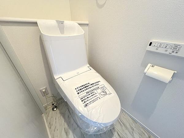 ほっと安らげるトイレ空間です。