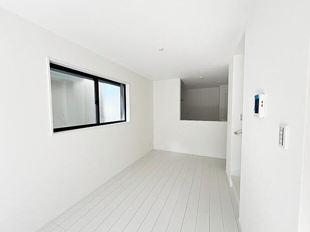 ご家族の温かい時間を演出するダイニングスペースです。