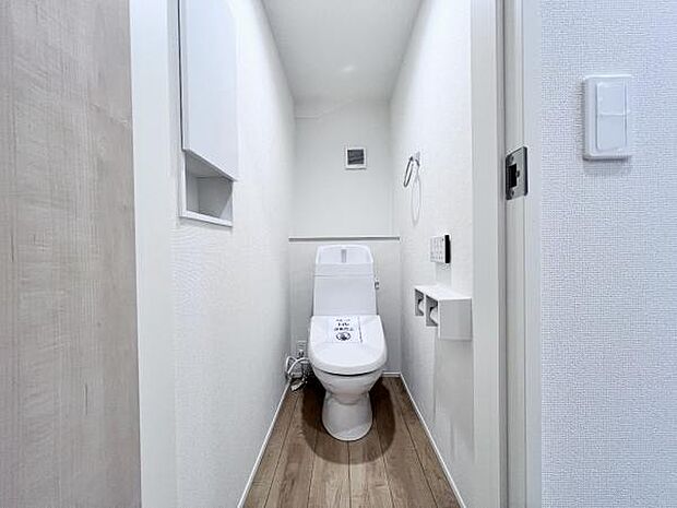 ほっと安らげるトイレ空間です。