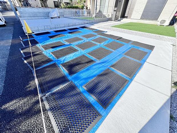 駐車場ももちろん完備しておりますのでお車所有の方にも心強いです。