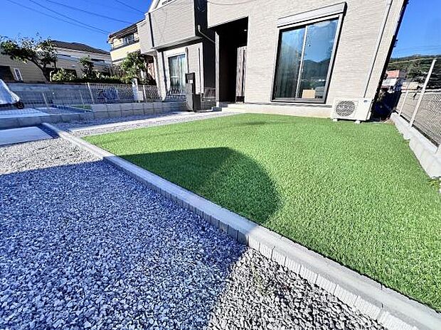 お庭スペースは、ガーデニングやお子様との外遊びなど多彩な用途でお楽しみいただけます。