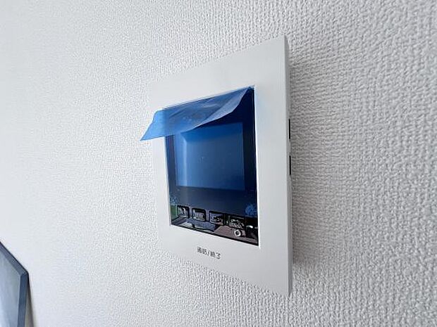 訪問者を確認できるTVモニター付きインターフォンです。