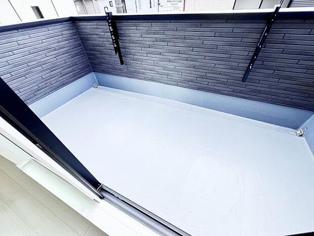 お洗濯ものを気持ち良く太陽の光で干せるのが嬉しいですね。