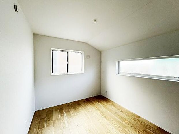 子供部屋にもちょうど良い大きさのお部屋です。