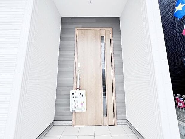 いつも気持ちよくご家族を迎えられる玄関です。