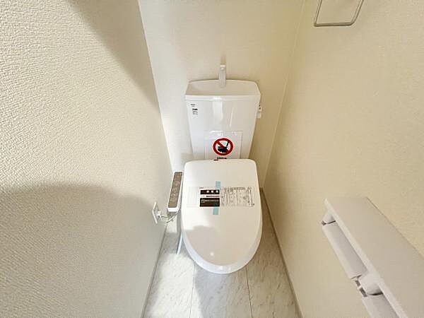 ほっと安らげるトイレ空間です。