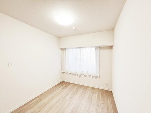 子供部屋にもちょうど良い大きさのお部屋です。