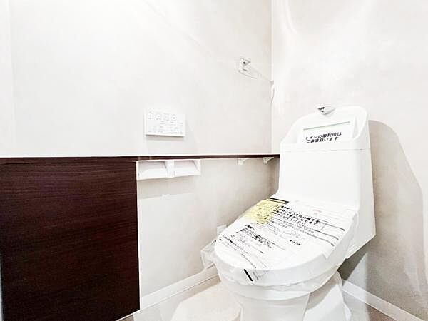 ほっと安らげるトイレ空間です。