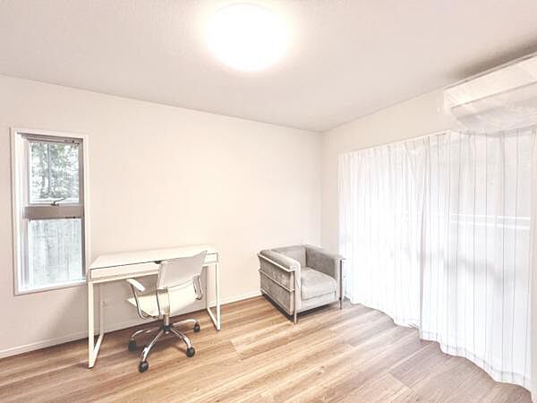 子供部屋にもちょうど良い大きさのお部屋です。