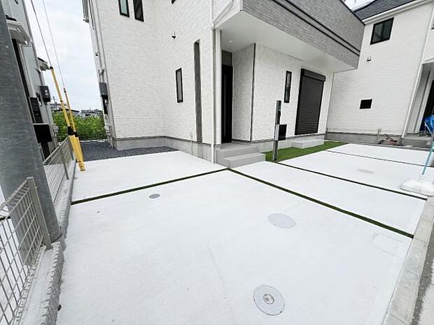 駐車場ももちろん完備しておりますのでお車所有の方にも心強いです。
