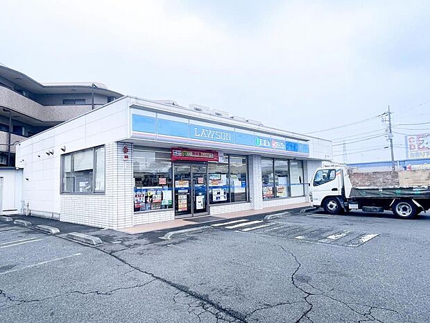 ローソン めじろ台グリーンヒル通店まで約893m（徒歩12分）