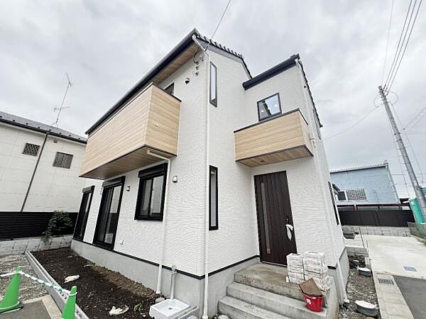 一生懸命建築中です。完成が楽しみですね。
