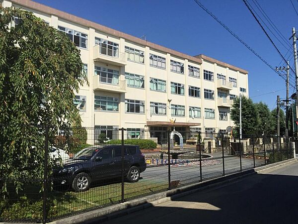 八王子市立第七中学校まで約1060m（徒歩14分）