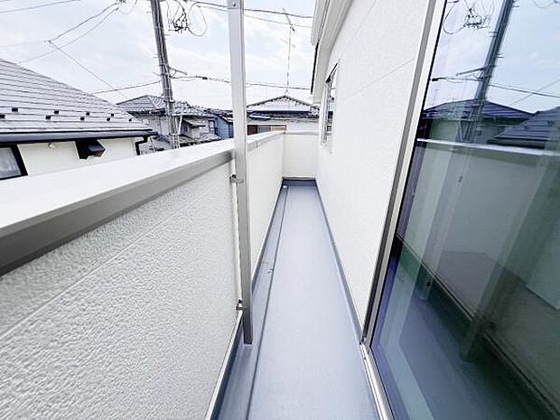 お洗濯ものを気持ち良く太陽の光で干せるのが嬉しいですね。
