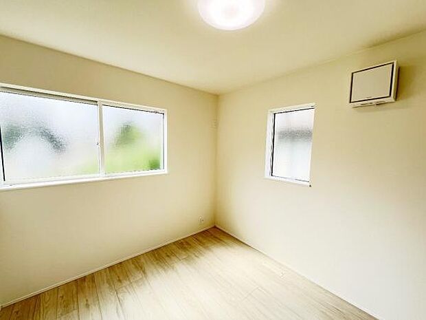 子供部屋にもちょうど良い大きさのお部屋です。