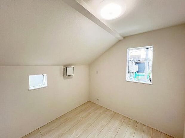 子供部屋にもちょうど良い大きさのお部屋です。