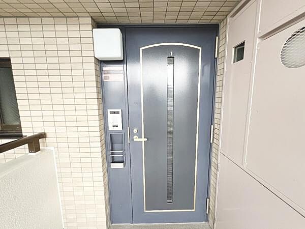いつも気持ちよくご家族を迎えられる玄関です。