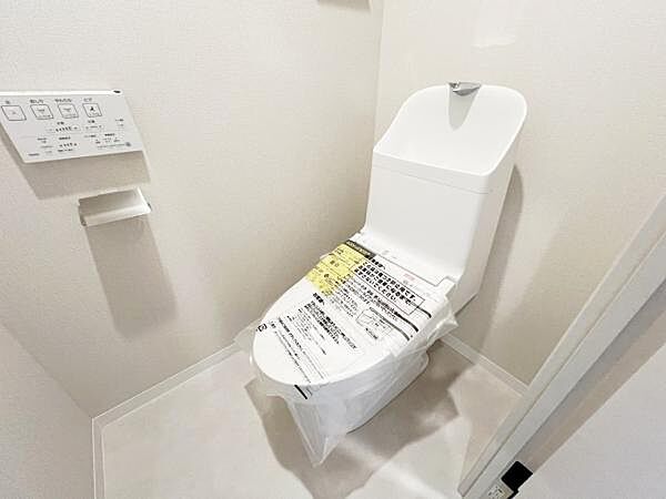 ほっと安らげるトイレ空間です。