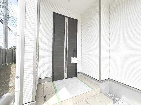 いつも気持ちよくご家族を迎えられる玄関です。