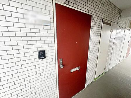 いつも気持ちよくご家族を迎えられる玄関です。