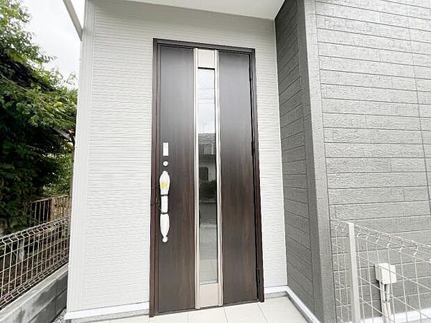 いつも気持ちよくご家族を迎えられる玄関です。