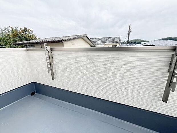 お洗濯ものを気持ち良く太陽の光で干せるのが嬉しいですね。