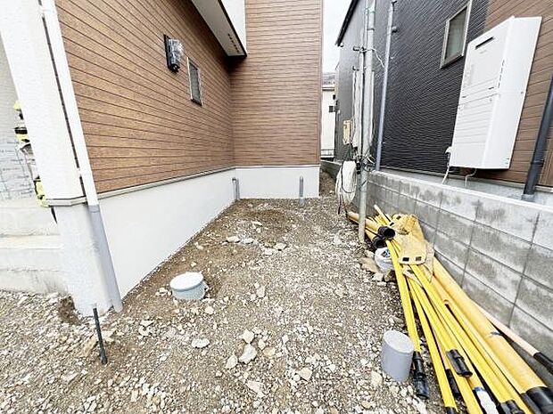 駐車場ももちろん完備しておりますのでお車所有の方にも心強いです。