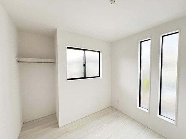 子供部屋にもちょうど良い大きさのお部屋です。