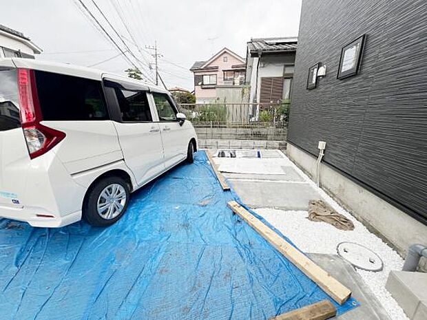 駐車場ももちろん完備しておりますのでお車所有の方にも心強いです。