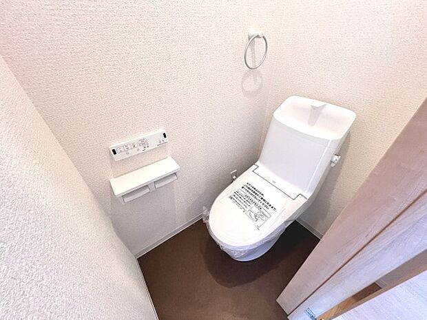 快適にお使い頂ける清潔感のあるトイレです。