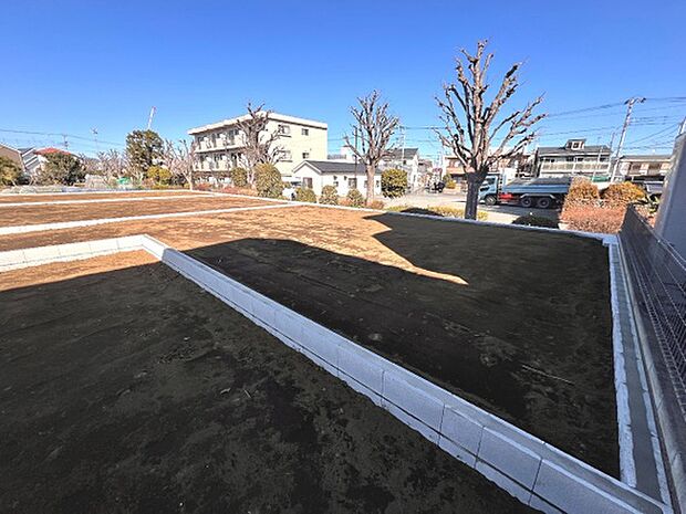 住環境に配慮された第一種低層住居専用地域です。