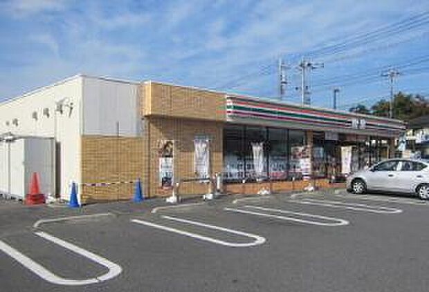 セブン-イレブン 瑞穂長岡4丁目店まで約550m（徒歩7分）