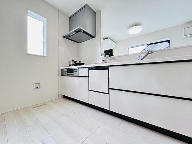 家族団らんの場所としてゆったりと居心地の良いリビングです。