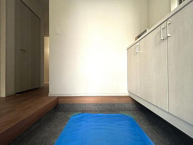 いつも気持ちよくご家族を迎えられる玄関です。