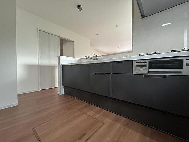 リビングダイニングになります。ご家族そろっての素敵な空間になりそうですね。