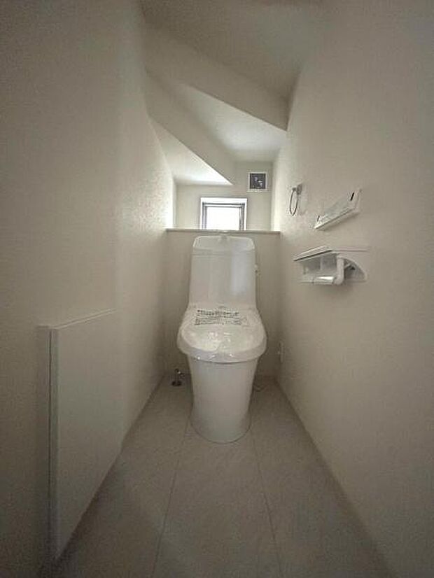 ほっと安らげるトイレ空間です。