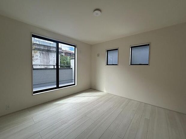 子供部屋にもちょうど良い大きさのお部屋です。