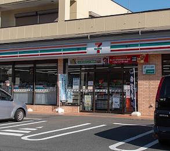 セブン-イレブン 長渕店まで約547m（徒歩7分）