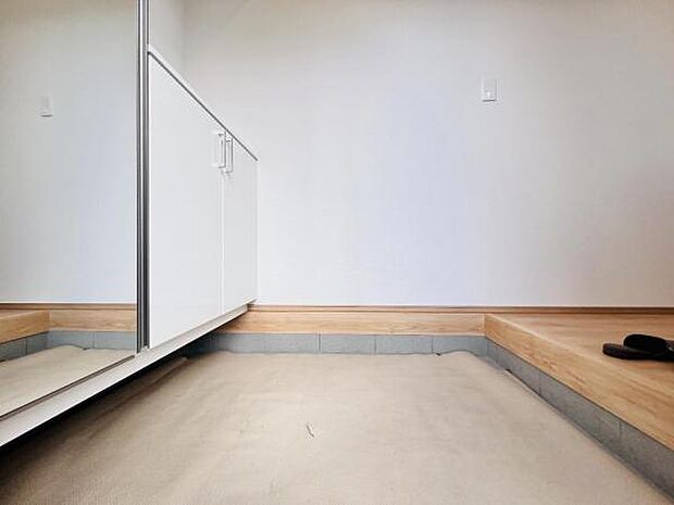 いつも気持ちよくご家族を迎えられる玄関です。