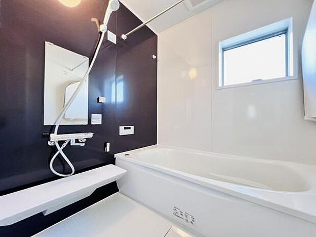 お風呂でほっとひといき。1日の疲れを癒しましょう。