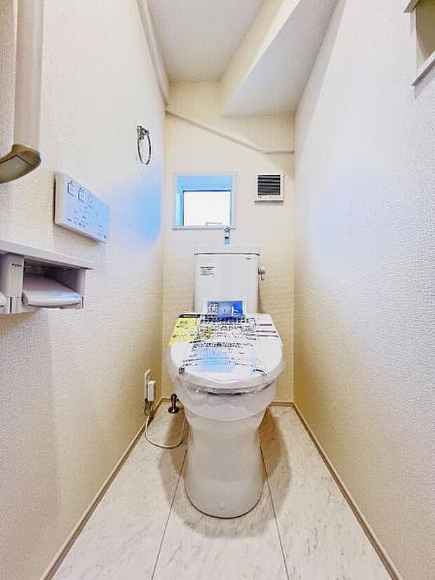 ほっと安らげるトイレ空間です。