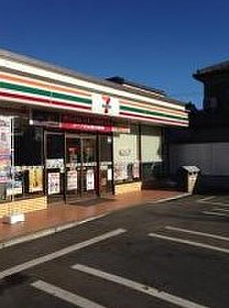 セブン-イレブン 福生駅東店まで約830m（徒歩11分）