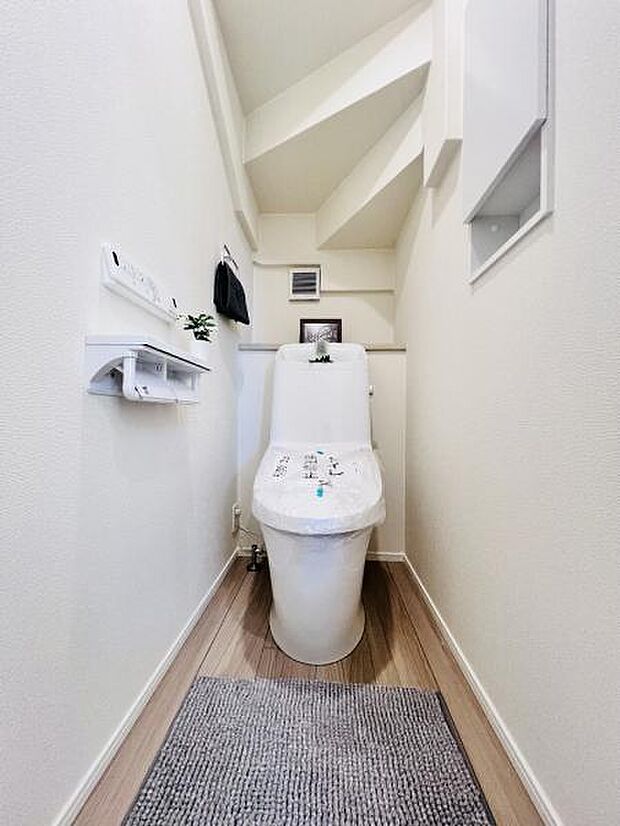 ほっと安らげるトイレ空間です。